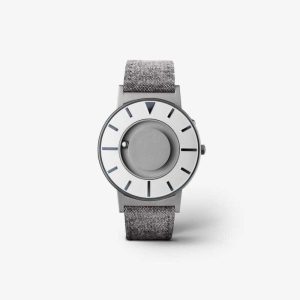 Modern canvas watch