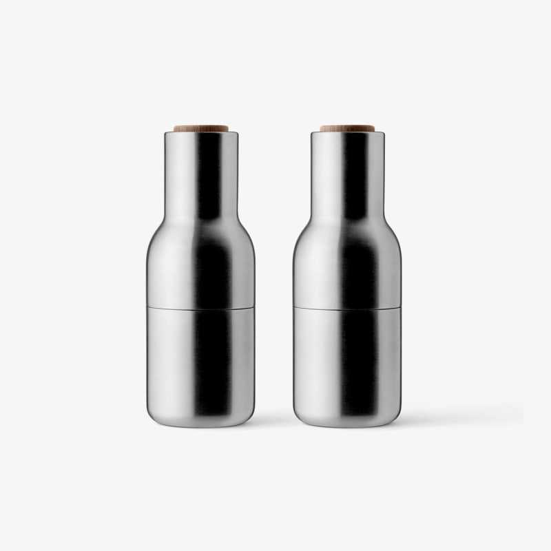 Plastic bottle grinders